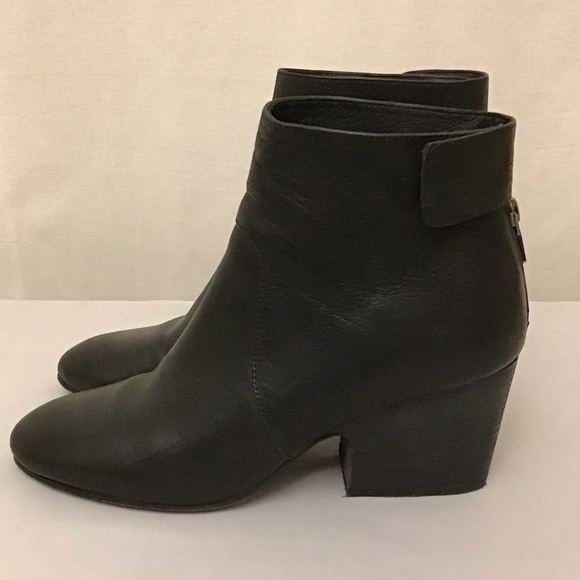 Eileen Fisher 9.5 Ankle Boots Women’s Leather Booties Black Chunky Block Heels - Picture 3 of 12